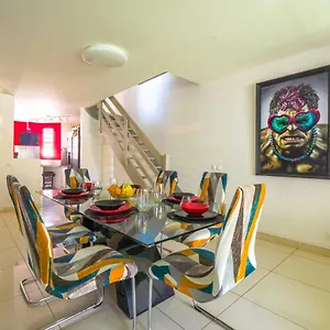 Triplex Yasuke: Vivez L'experience Pop Art Et Geek En Plein Coeur De , Petit-Bourg Guadeloupe