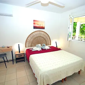 Grand T2 Cosy Climatise Avec Jacuzzi - Plages Golf Commerces A Moins De 5 Minutes , Les Trois-Ilets Martinique